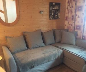 Duplex Apartment Right At The Ski Lift Tracks Valmorel France