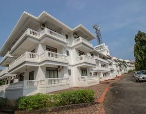 OYO 10161 Home Modern 2BHK South Goa Chander India
