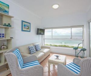 Avalon 1 - overlooking beautiful Convent Beach Yamba Australia