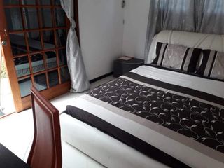 Hotel pic Amogelang Guest House