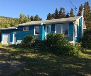 Maison Bleue Sainte Anne des Monts Canada