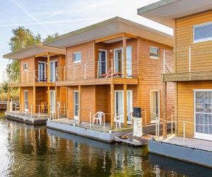 FLOATING HOUSES Classic _ _Schwimm Barth Germany