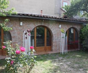 Le Merle Rose Toulouse France