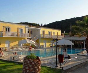 Nikkis Studios & Apartments Moraitika Greece