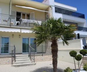 Wilma Apartment Vodice Croatia