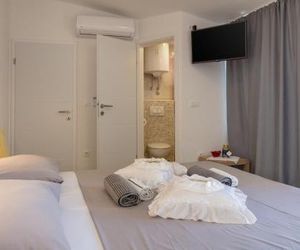 Holiday Home Vesna Baska Voda Croatia