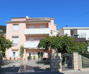 Apartments Lucijana Baska Croatia