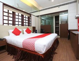 OYO 10690 Florence Hotel Raipur India