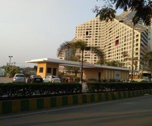 3BHK PURE VEG APARTMENT IN AMANORA Pune India