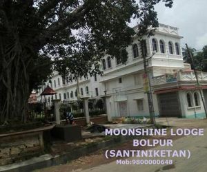 Moonshine Lodge Bolpur India