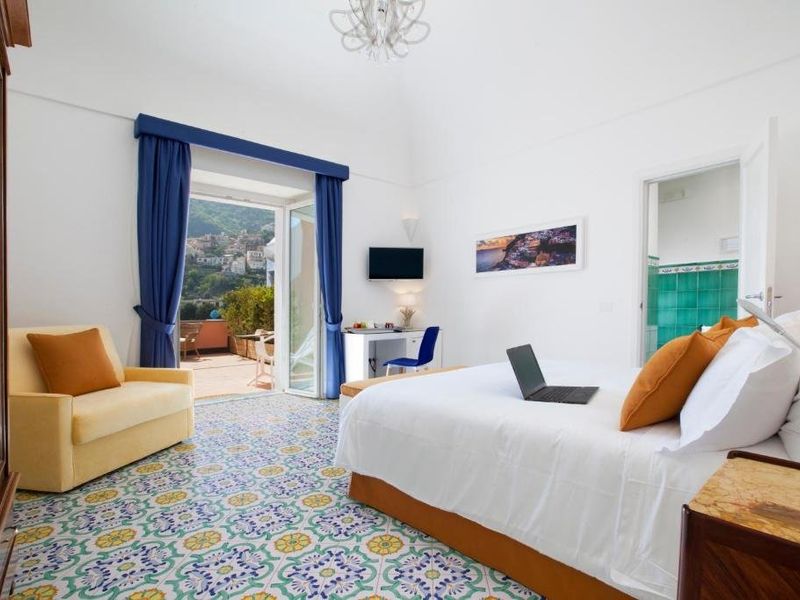 Hotel Photo 8