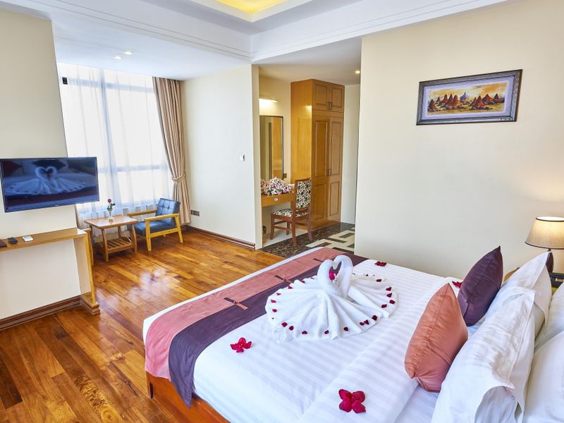Hotel Photo 12