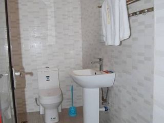 Фото отеля Gold Crown Hotel