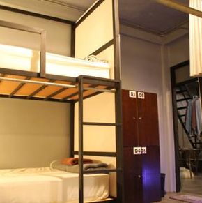 NearBy Hotel