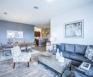 4816 Cayview Avenue #404, Bay Hill United States