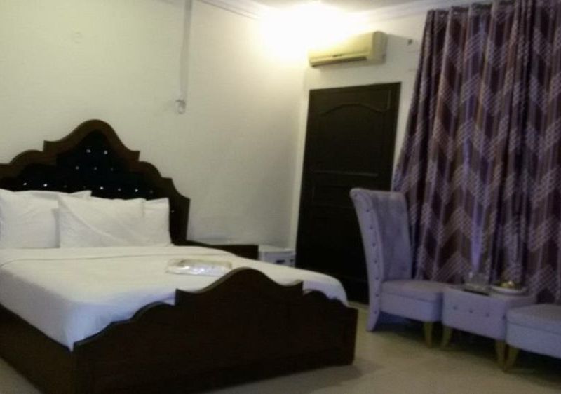 Hotel Photo 1