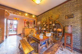 Lijiang JuXian Inn