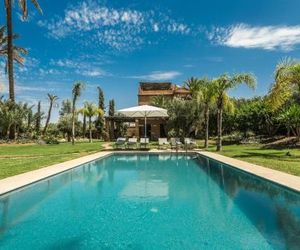 Villa YENMOZ en exclusivité avec piscine privée dans la Palmeraie Aazib el Caid Zaiadi Morocco
