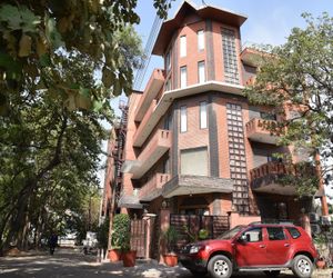 Hotel B&B Inn Ghaziabad India