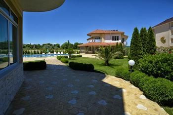 Hotel Photo 11