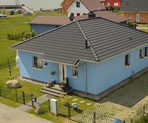 FH Das blaue Haus am Peenestrom_BL Peenemunde Germany