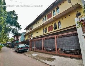 OYO Life 1799 BTX 31 Residence Tangerang Indonesia