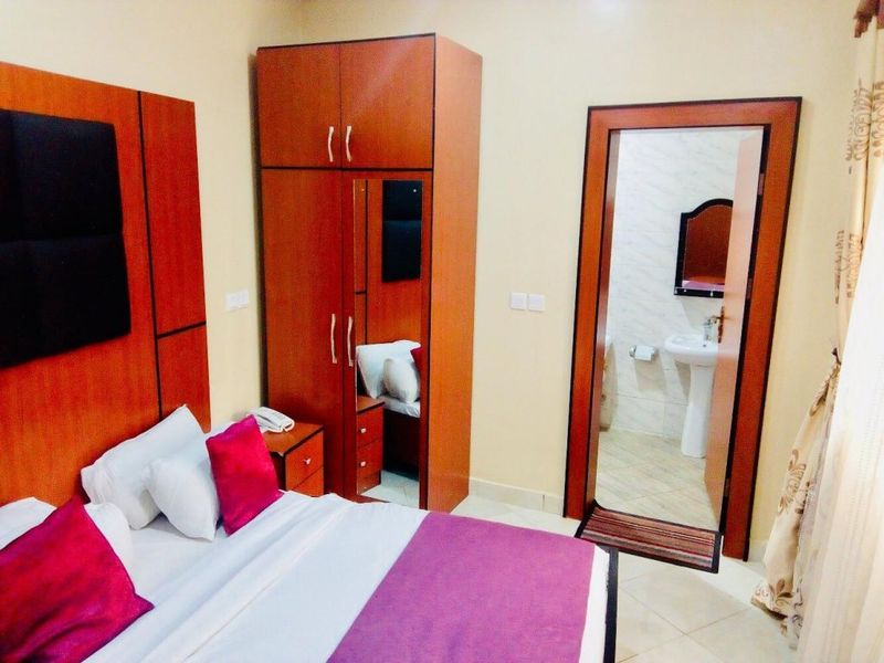 Hotel Photo 6