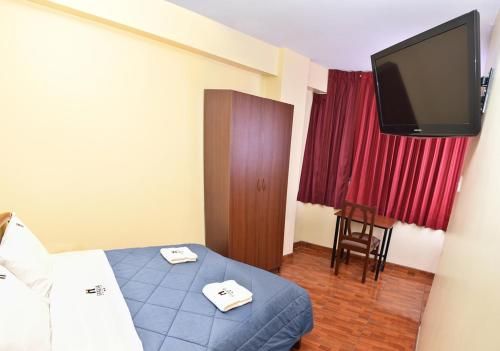 Hotel Photo 1