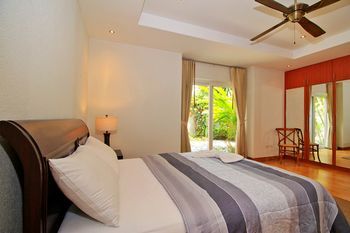 Pattaya Sunset Villa 4 Bedroom Sleeps 8