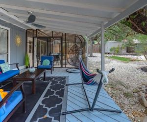 Beautiful House in an Exclusive Neighborhood with Sun-room, Game-room and BBQ area Dominion United States