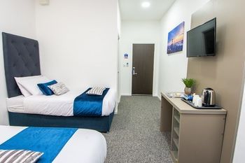 Hotel Photo 6