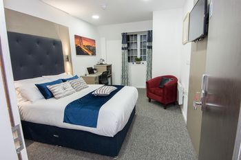 Hotel Photo 9