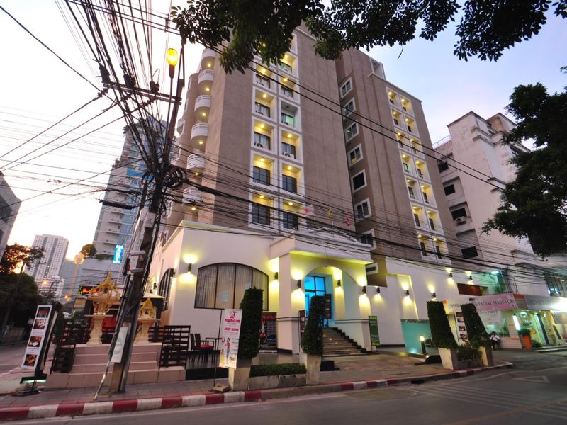 Hotel Photo 1