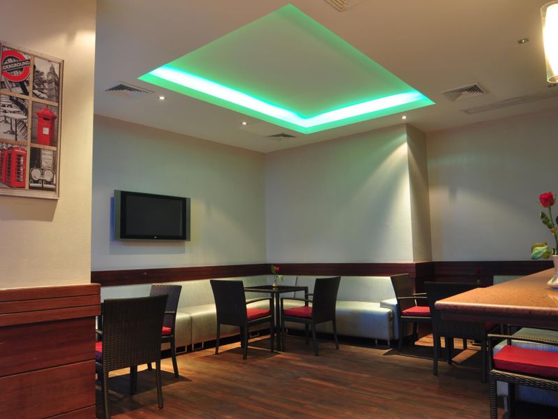 Hotel Photo 8