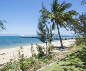 Picnic Bay Apartments Unit 3 Magnetic Island Australia