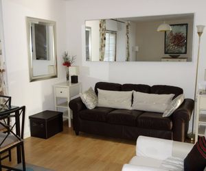 1 Bedroom Studio Flat with Free Parking Sleeps 2 Leith United Kingdom