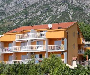 Studio Gradac 13681b Gradac Croatia