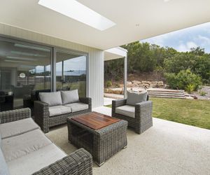 Coastal Chic 4-Bedrooms House Fingal Australia