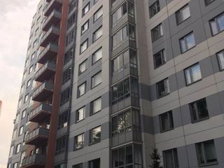 Modern Apartment with a Great View of the City!