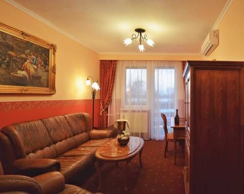 Hotel Photo 8