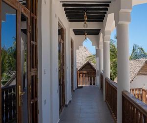 Blue Waves Bungalows Paje Tanzania