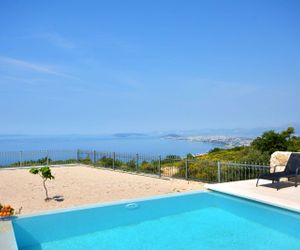 Luxury Villa Life 2 Enjoy with Swimming Pool Podstrana Croatia