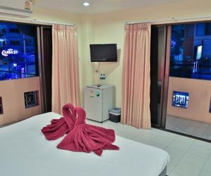 Harrys Hotel Bar & Restaurant Pattaya Thailand