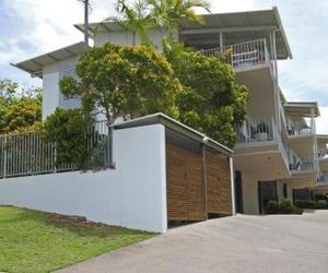 Unit 2, Sea Breeze Villas- 39 First Avenue Coolum - WIFI, 400 Bond Coolum Beach Australia