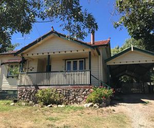 Cherry Blossom Cottage - Beechworth-Getaways Beechworth Australia