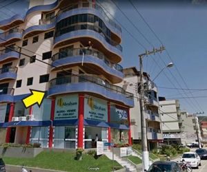 APTO 50M PRAIA NA AVENIDA - 6 PESSOAS, CHURRASQUEIRA, WIFI, SACADA, GARAGEM PARA VEICULOS PEQUENOS! - Residencial Roveda Bombinhas Brazil