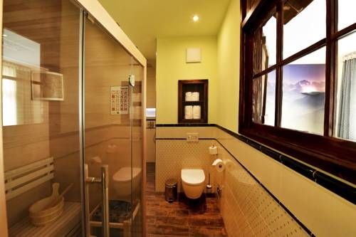 Hotel Photo 12