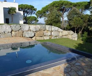 Modern Holiday Home in Sant Andreu de Llavaneres with Swimming Pool Sant Andreu de Llavaneres Spain