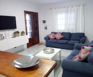 Apartamento playa coqueto junto al mar Playa del Cable Spain