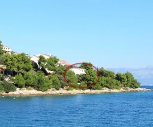 Apartments by the sea Cove Gornja Krusica (Solta) - 14696 Stomorska Croatia